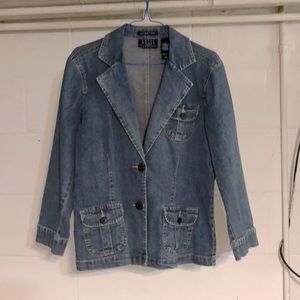 Like New Womens Stretch Blue Jean Jacket Size M 2 Button Crazy Horse